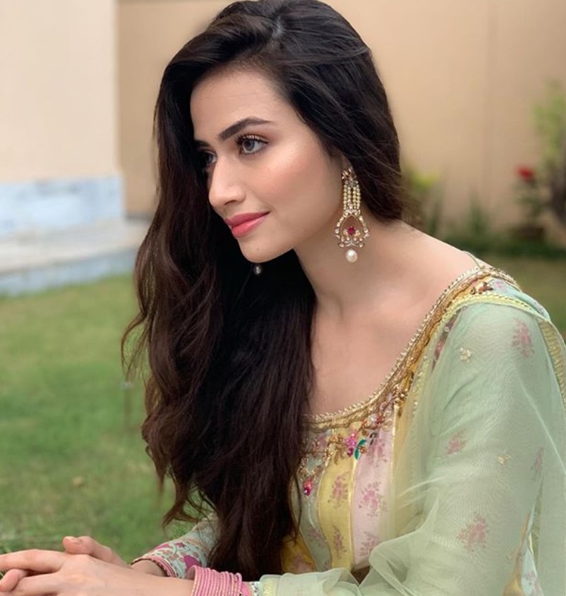 Sana Javed Wiki, Height, Age, Husband, Family, and More